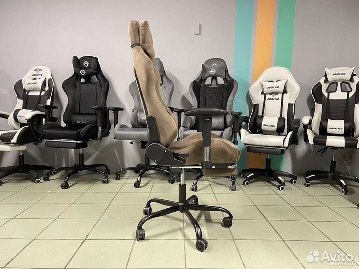 Компьютерное кресло офисное с функцией массажа