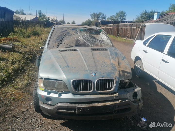 BMW X5 4.4 AT, 2000, битый, 374 000 км