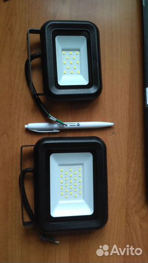 Прожектор светодиодный
