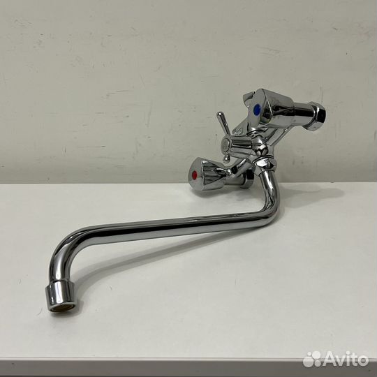 Кран смеситель гусак в ванную