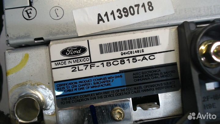 Магнитола Lincoln Navigator, 2003