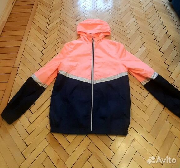 Ветровка для девочки