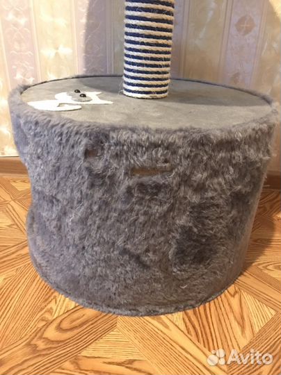 Дом-когтеточка для кошек с лежанкой