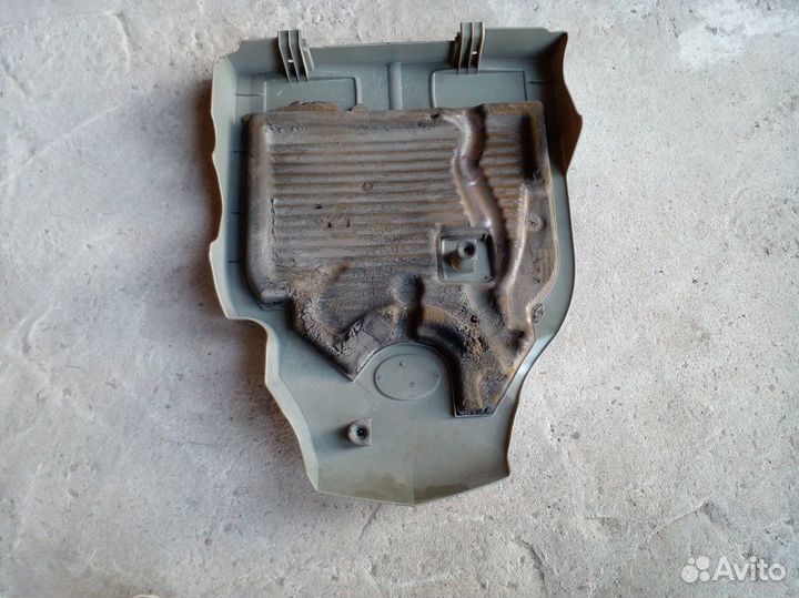 Декоративная крышка двигателя Lexus GX460