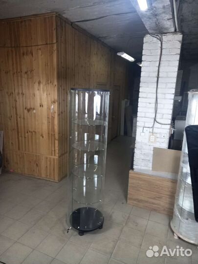Витрина стеклянная