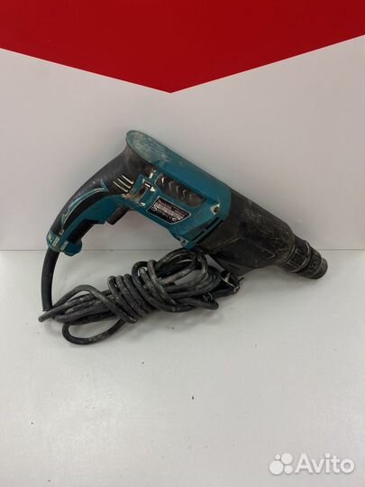 К164) Перфоратор makita HR2610