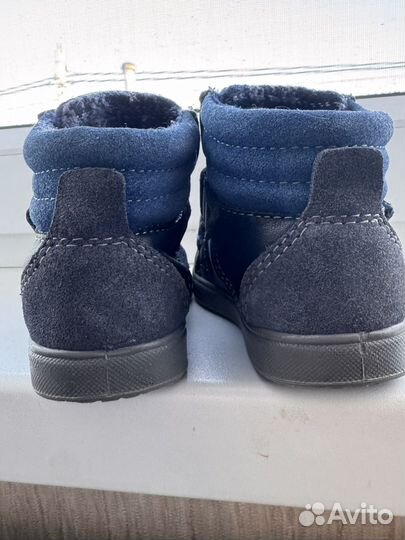 Ботинки детские 23