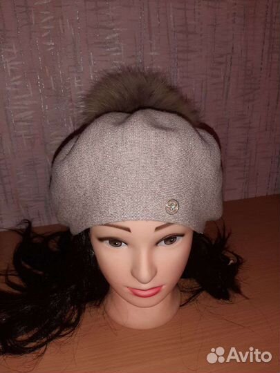 Берет женский с натуральным мехом