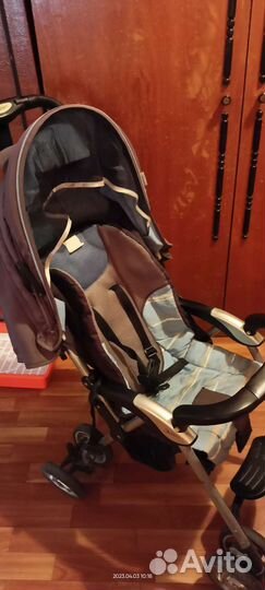 Прогулочная коляска трость