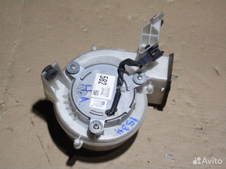 Вентилятор ввб батареи Лексус IS 300H