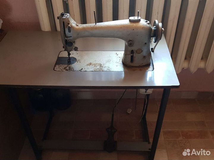 Швейная машинка