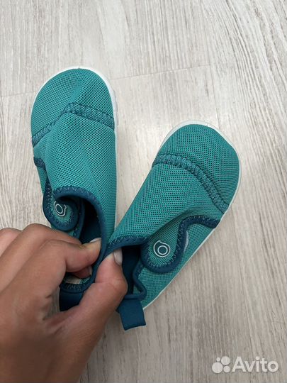Аквашузы decathlon 22-23