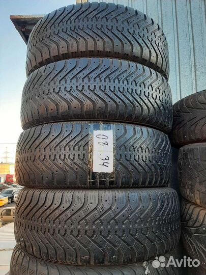 Goodyear UltraGrip 500 215/60 R16 99T