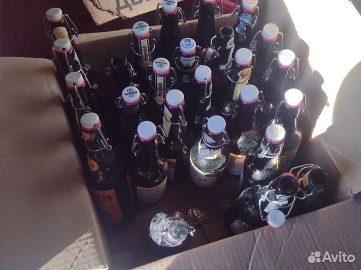 Бутылка с бугельной пробкой