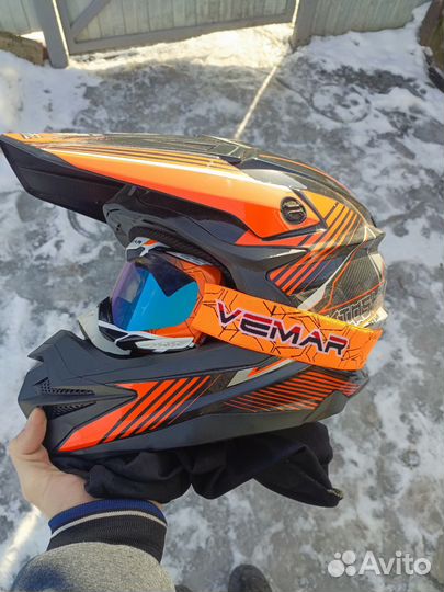 Кроссовый шлем