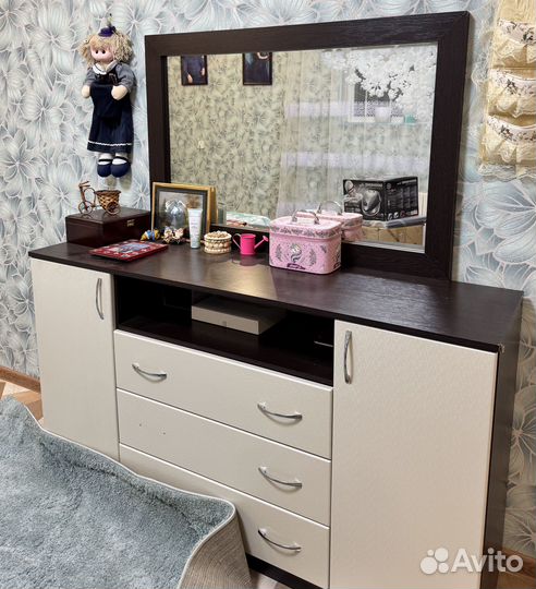 Спальный гарнитур бу