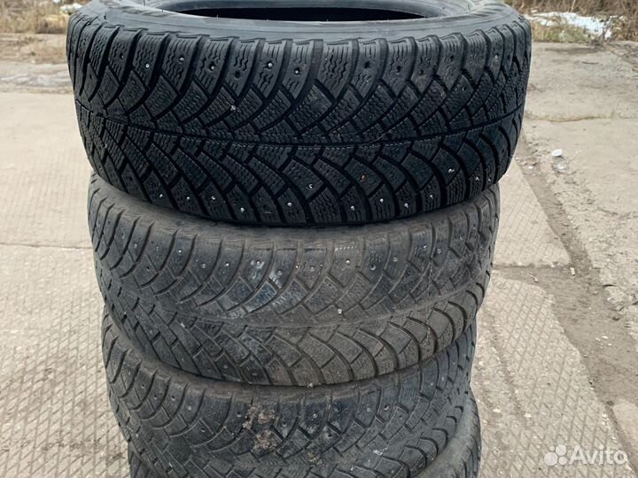Bfgoodrich G-Force Stud 205/55 R16