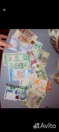 Коллекция купюр, монет разных стран старых