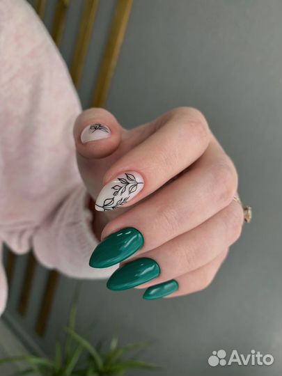 Мастер маникюра