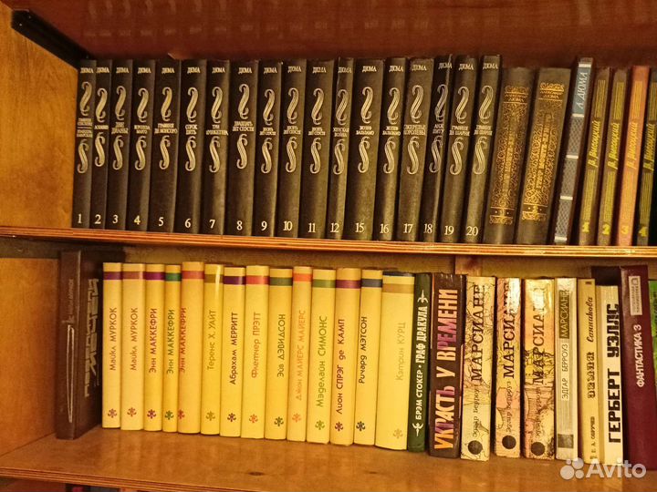 Книги фантастика, детективы, приключения