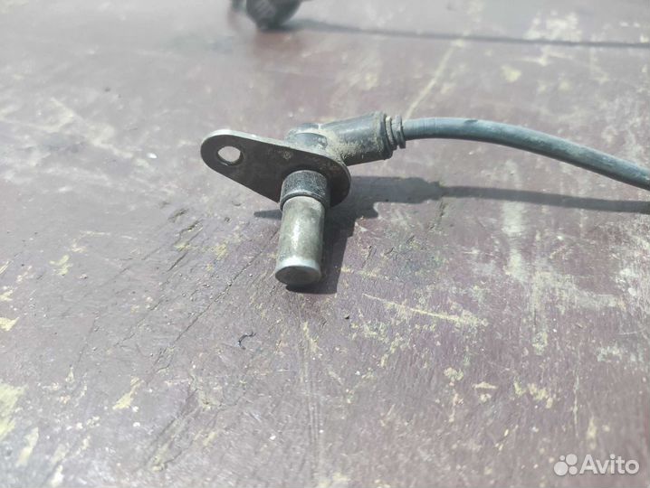 Датчик abs передний правый Mazda CX-7