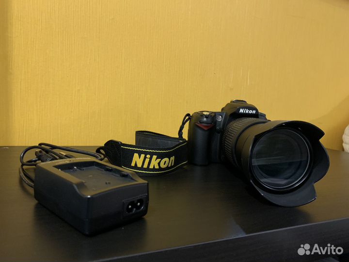 Зеркальный фотоаппарат Nikon D90