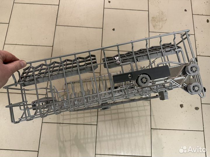 Средняя корзина посудомоечной машины б/у Bosch