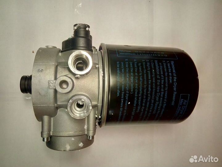 Осушитель(кран) воздуха пневмосистемы ман