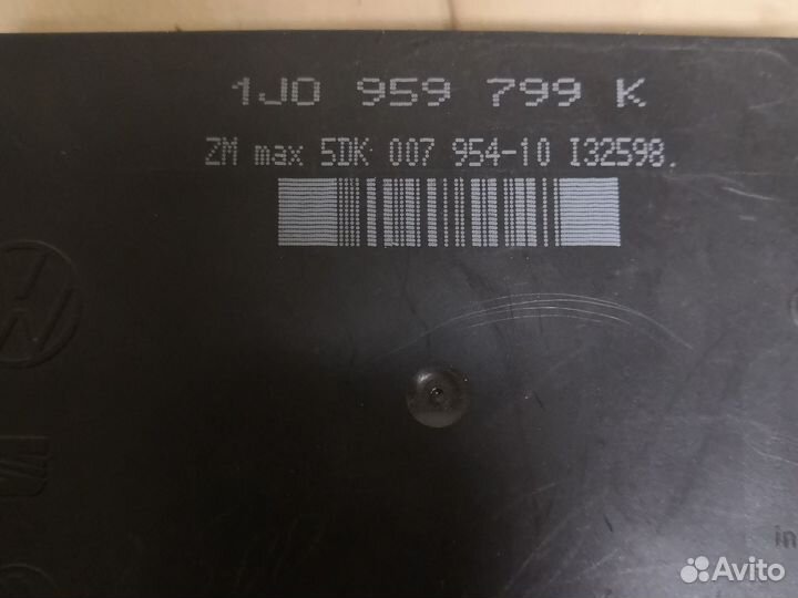 Блок комфорта volkswagen passat B5 1J0959799K