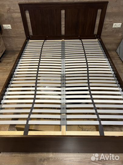 Кровать Икеа 140 см (каркас)