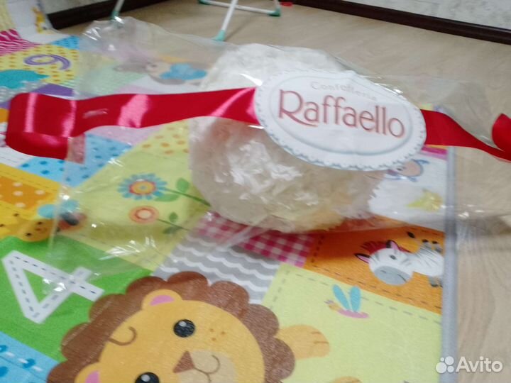 Огромное Рафаэлло