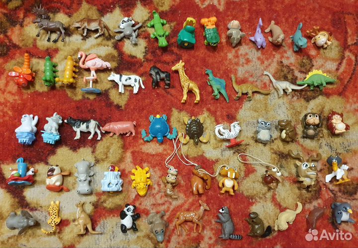 Игрушки из киндера пакетом