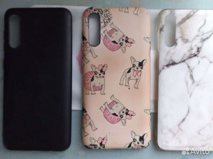 Продам чехлы на самсунг а30s за шоколад