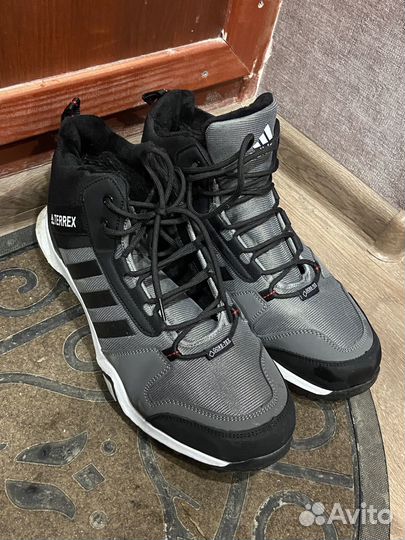 Зимние кроссовки adidas terrex