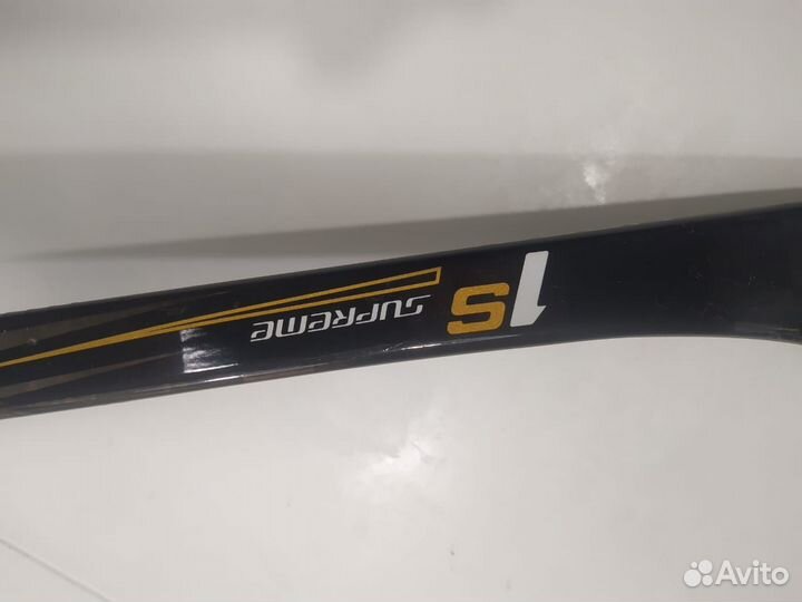 Клюшка хоккейная