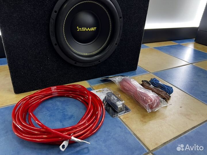 Комплект акустики в автомобиль