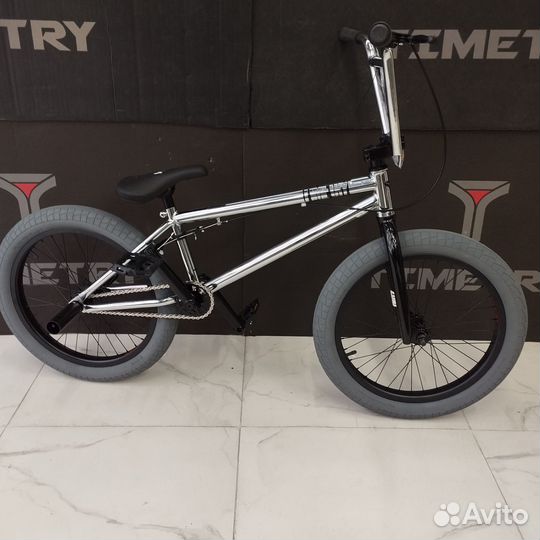 Велосипед BMX на пром подшипниках