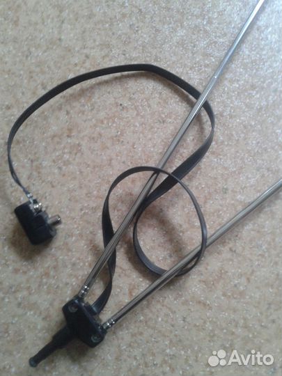 Антенна для тв комнатная