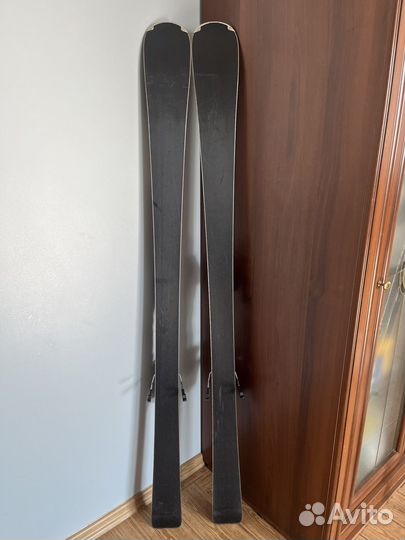 Горные лыжи с палками в чехле (ботинки отдельно)