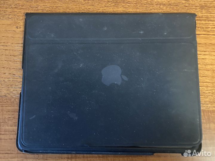 iPad первый самый