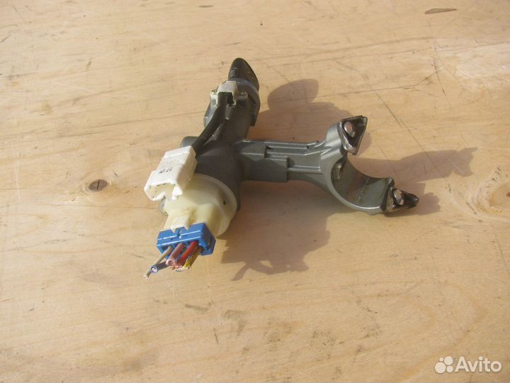 Замок зажигания Hyundai Getz