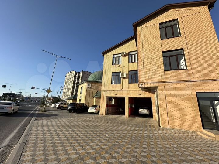 Свободного назначения, 200 м²