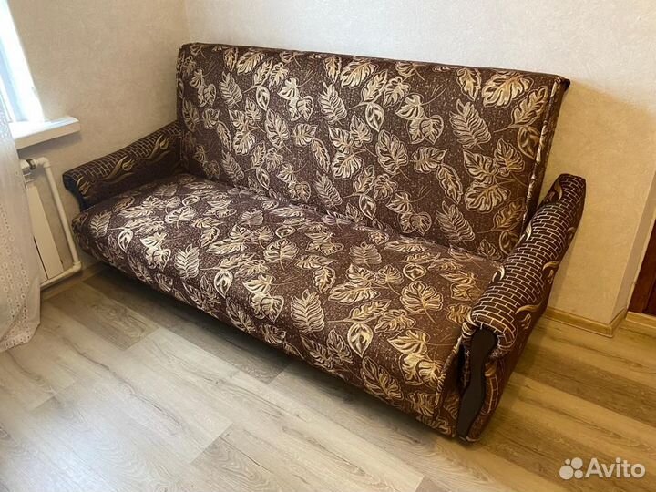 Диван книжка бу