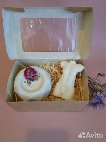 Подарочный набор свечей для женщин