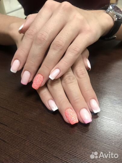 Маникюр, педикюр, наращивание ногтей