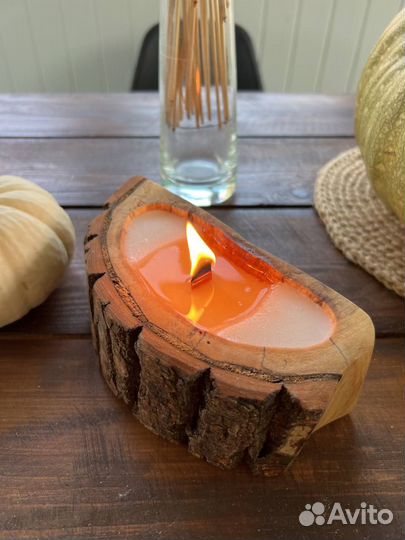 Свеча в дереве