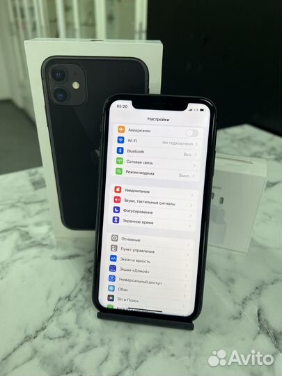 iPhone 11, 64 ГБ