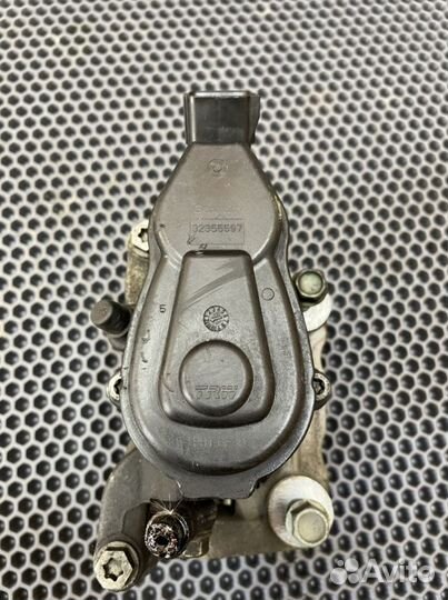 Суппорт задний левый Mazda 3 BM PY 2013-2019