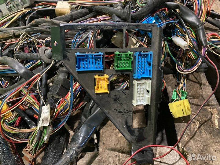 Блок предохранителей volvo FH13