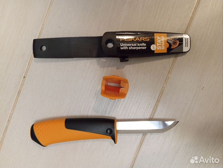 Нож фискарс